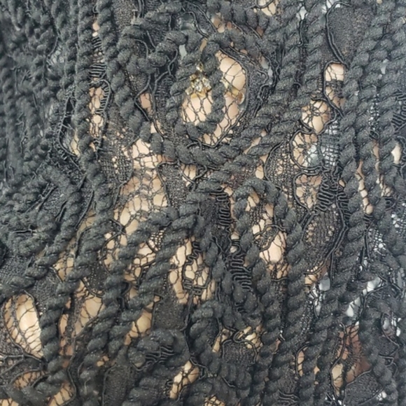 Whispers New York Lace Short Sleeve Black Textured Blouse - Picture 7 of 12